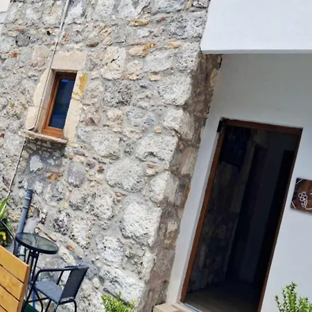 Anna's Traditional House Kéfalos